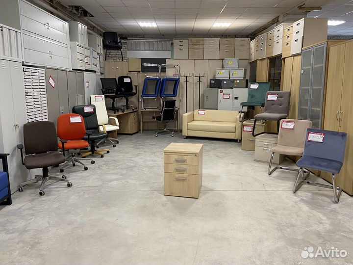 Тумбочка для стола 3 ящика