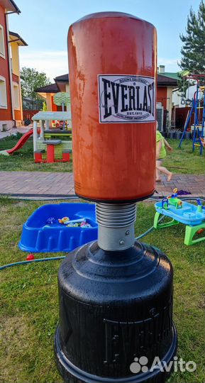 Боксерская груша напольная