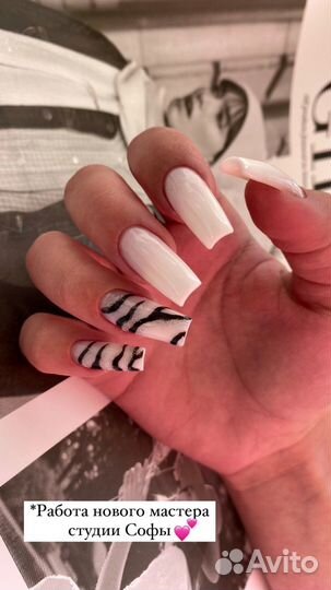Модель на маникюр с покрытием