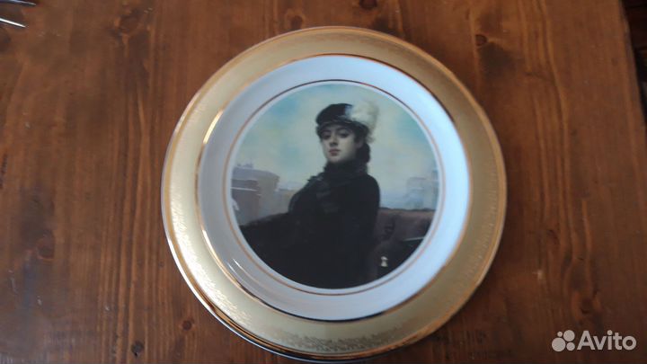 Тарелка настенная дулево Незнакомка