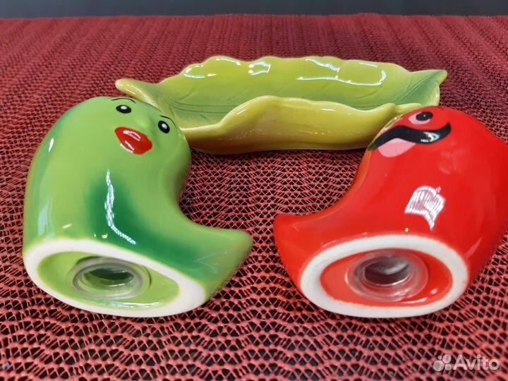 Набор для специй на керам. подставке (2 шт.)