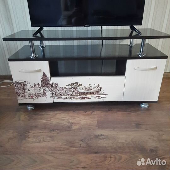 Тумба под телевизор бу