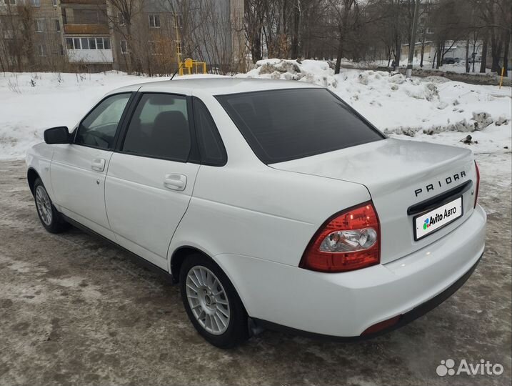 LADA Priora 1.6 МТ, 2011, 245 123 км