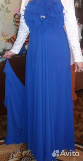 Вечернее платье
