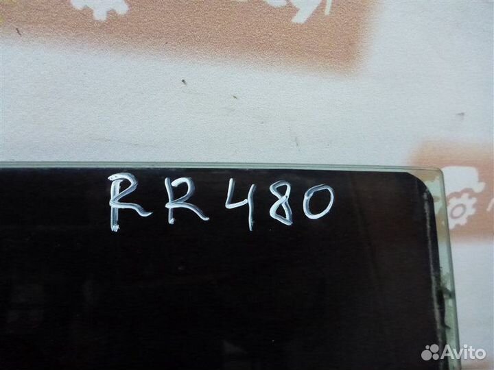 Стекло двери заднее правое Audi A4 B5 ADP 1996