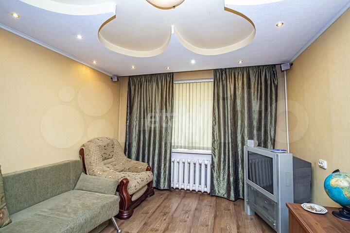 4-к. квартира, 90 м², 1/5 эт.