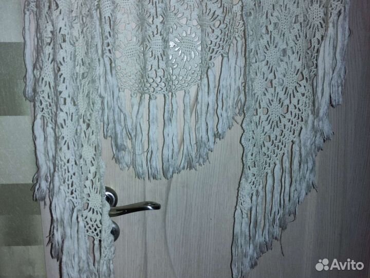 Платок ажурный палантин. Бело- бежевый