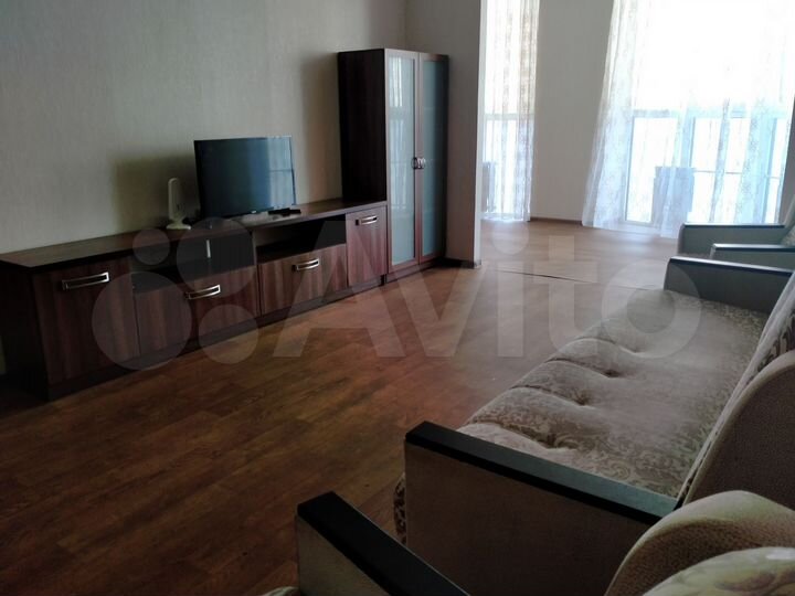 3-к. квартира, 72 м², 3/9 эт.