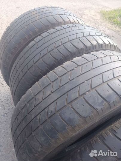 Goodyear Wrangler HP 235/65 R17