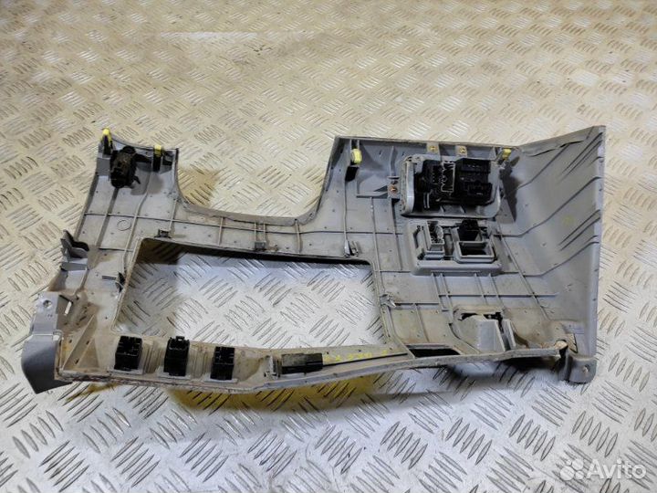 Пластик подрулевой Lexus Rx 330 (U3) Ii