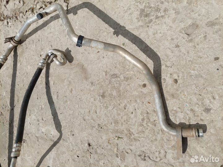 Трубка кондиционера Nissan Qashqai J10