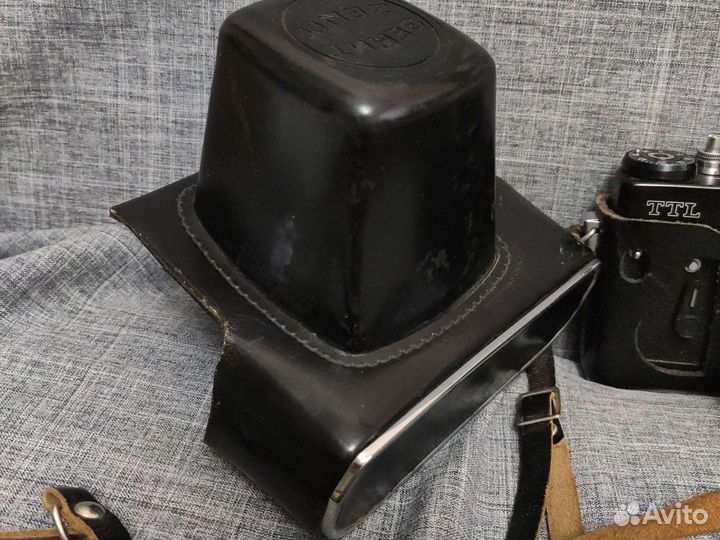 Пленочный фотоаппарат зенит