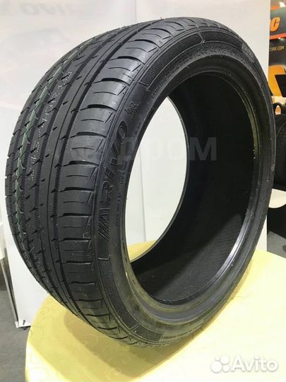Arivo Ultra ARZ4 245/40 R19 98W