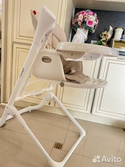 Стульчик для кормления Carrello Triumph