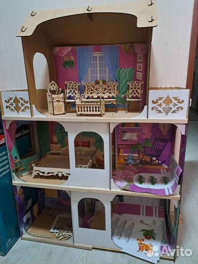 Кукольный домик с мебелью большой