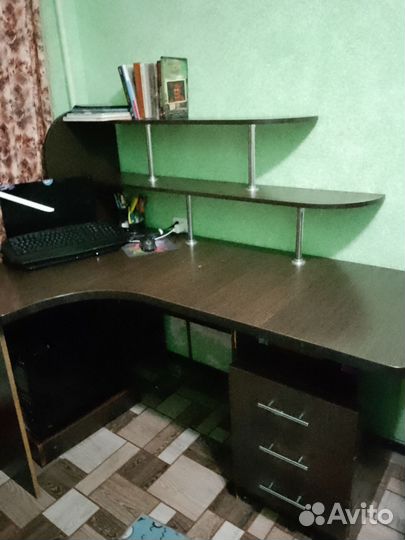Компьютерный стол угловой бу