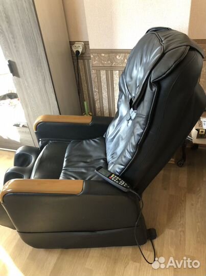 Массажное кресло