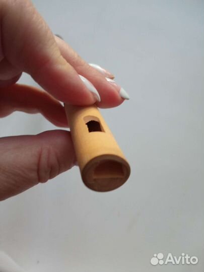 Деревянная дудочка