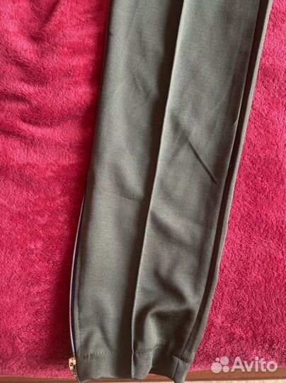 Спортивный костюм женский