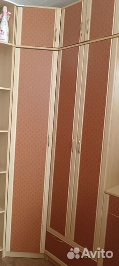 Угловой шкаф с зеркалом бу