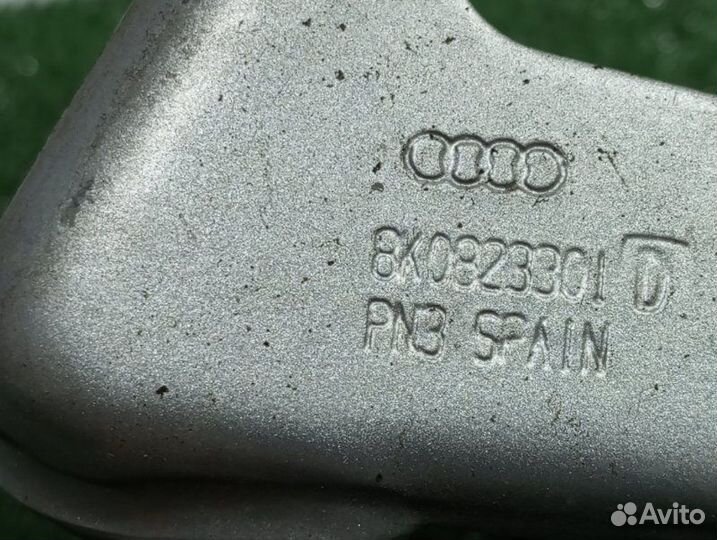 Петля капота левая Audi A4 8K2 8K5 B8 CDH