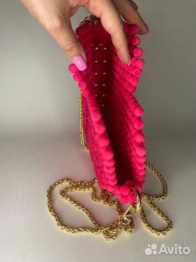 Сумка из бусин розовая бархатная