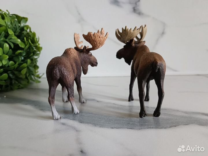 Фигурки Schleich лоси