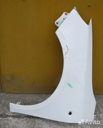 Шкода Фабиа крыло переднее левое