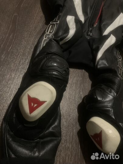 Мотокомбинезон 52 held