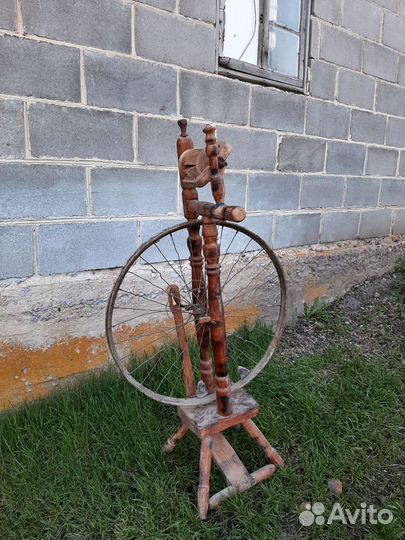 Прялка старинная