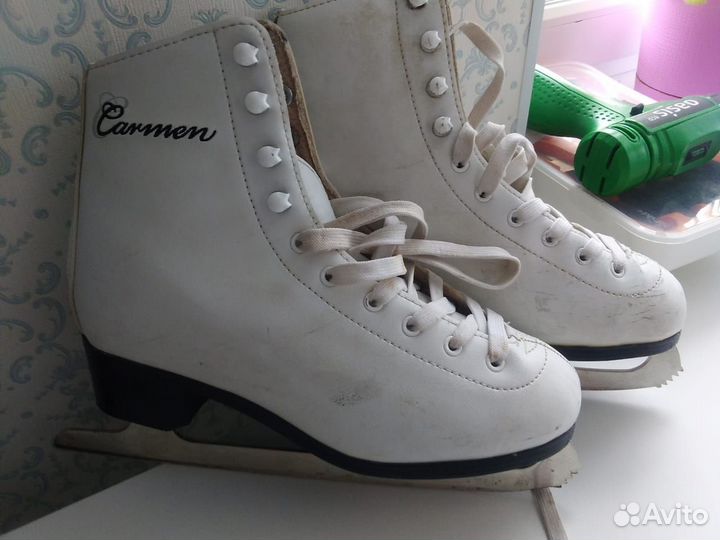 Коньки фигурные 38 размер