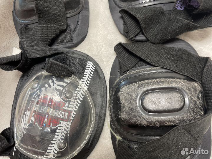 Защита на локти колени и шлем