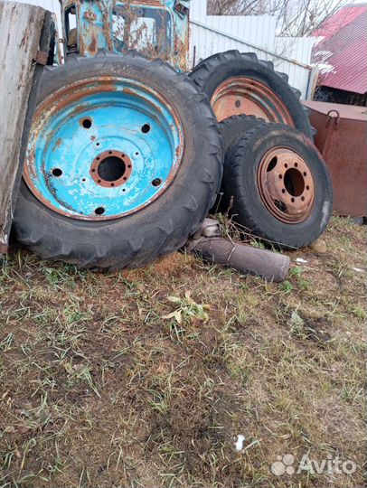 Колесо для трактора