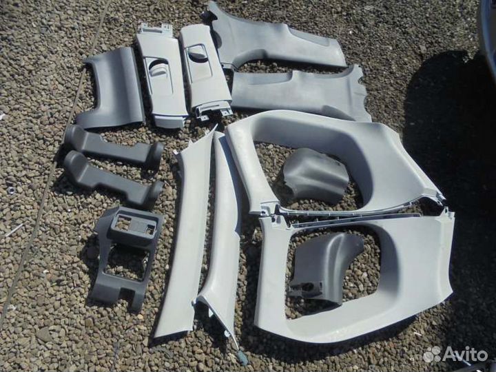 Пластик салона Toyota Corolla Fielder NZE144