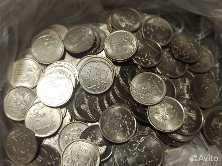 1 рубль 2014 с буквой р