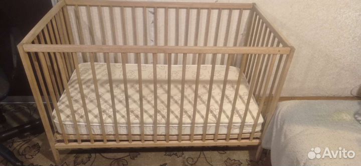 Детская кровать IKEA с матрасом