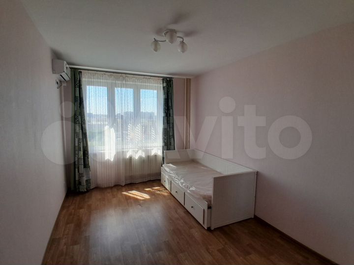 1-к. квартира, 36 м², 11/25 эт.