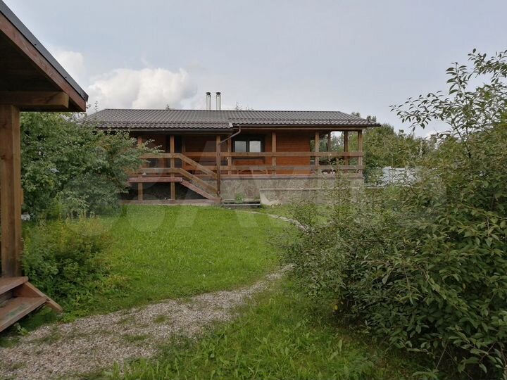 Дом 53 м² на участке 10 сот.
