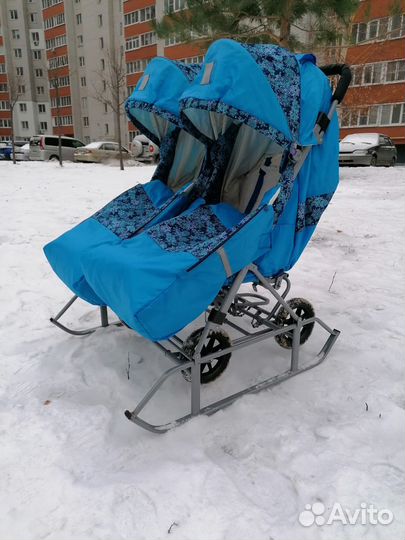 Санки для двойни,двоих