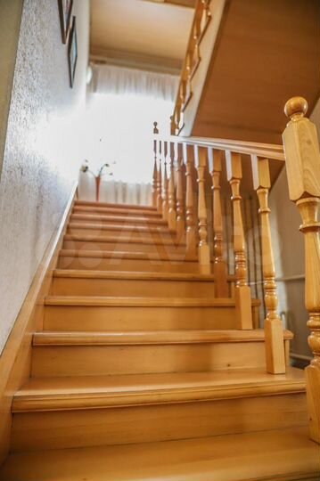 Дом 280 м² на участке 6 сот.