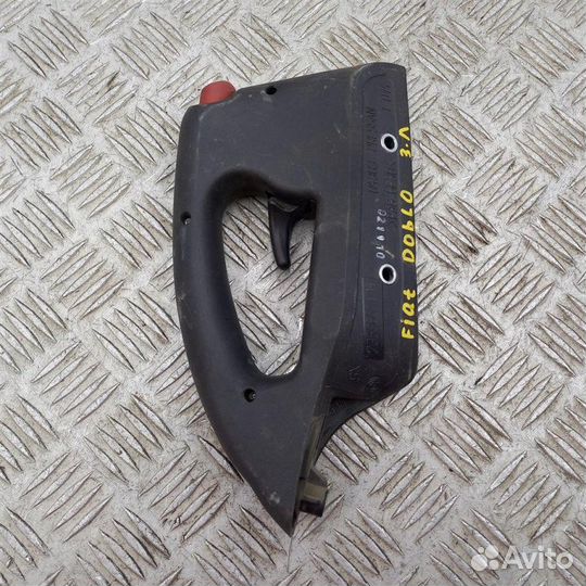 Ручка двери задней внутренняя левая Fiat Doblo 1