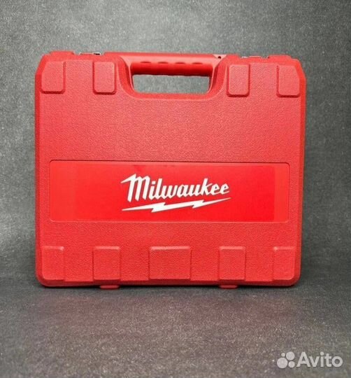 Новый ударный Шуруповерт Milwaukee 36V, 2 акб