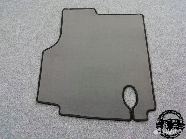 Автоковрик в багажник для Москвич 407, серый