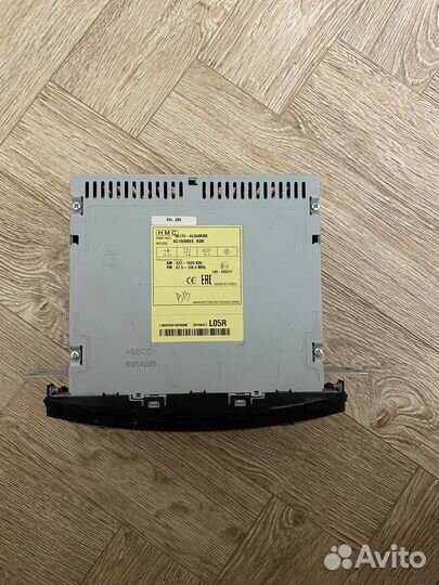 Магнитофон на Hundai Solaris штатный