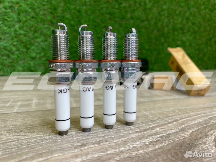 Свечи зажигания оригинал VAG 04E905602 1.2/1.4 TSI