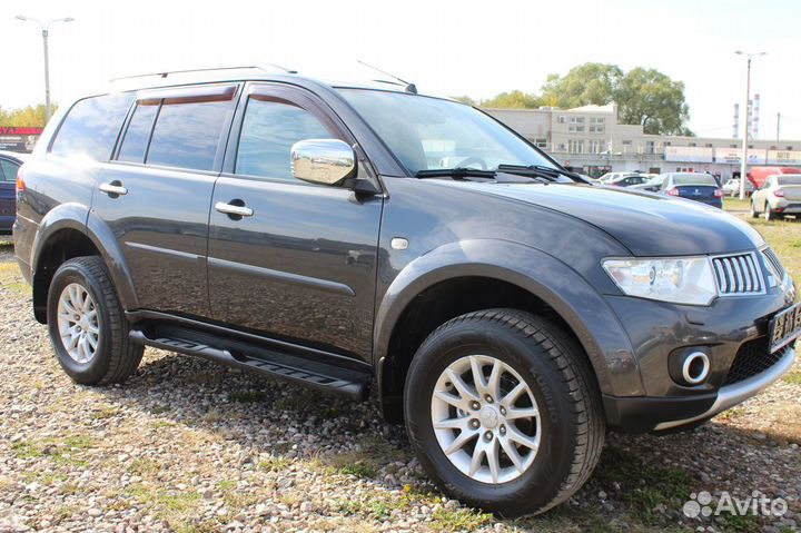 Mitsubishi Pajero Sport 2.5 AT, 2011, 175 000 км