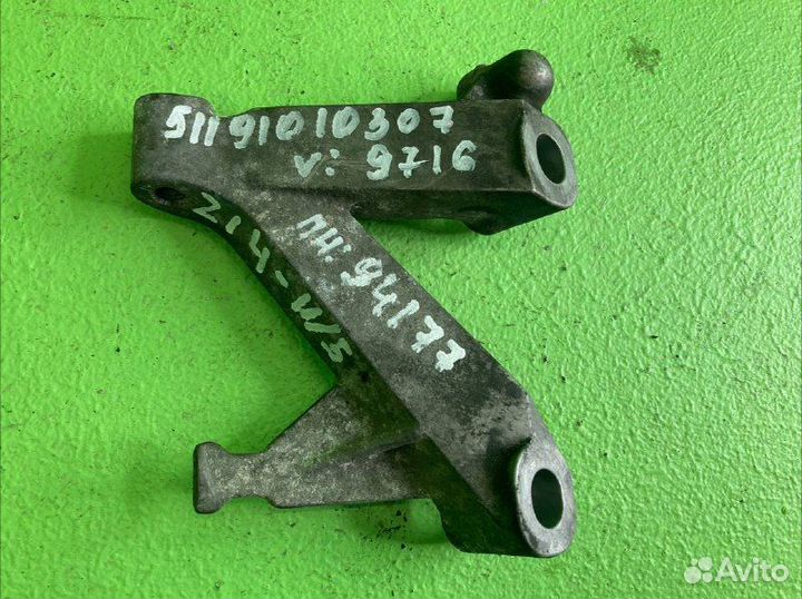 Кронштейн генератора MAN TGS