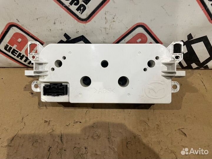 Блок управления климатом Mazda CX-7