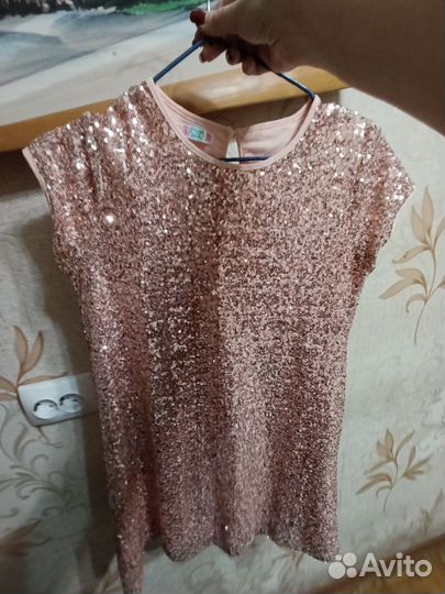 Платье с пайетками 152