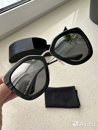 Солнцезащитные очки Prada оригинал